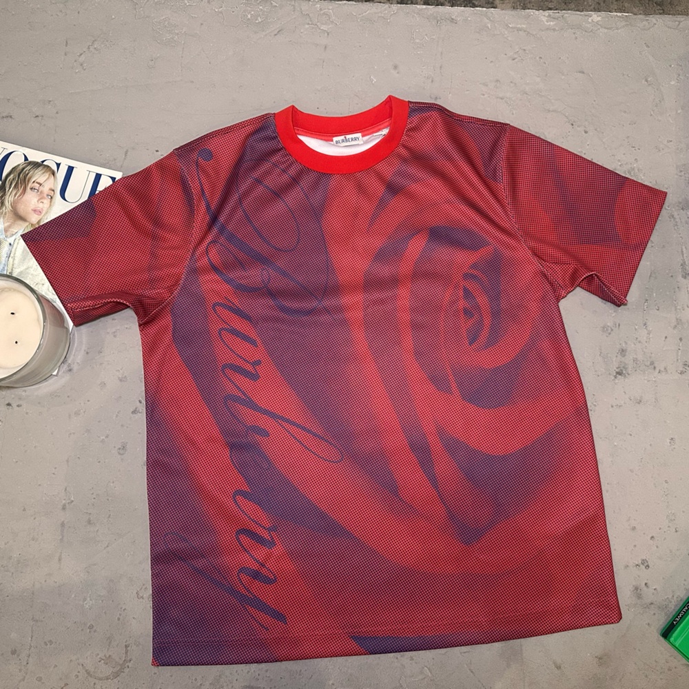 New Burberry Runway Rose  Women’s Polyester T-shirt S (Oversized) 8077231